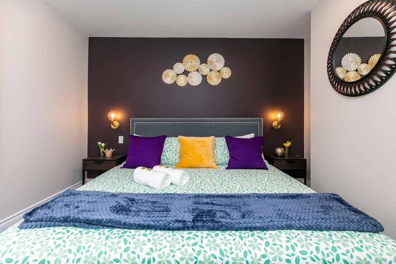 Luxury 1Br With King Bed - Steps From Byward Market! Apartment Отава Екстериор снимка