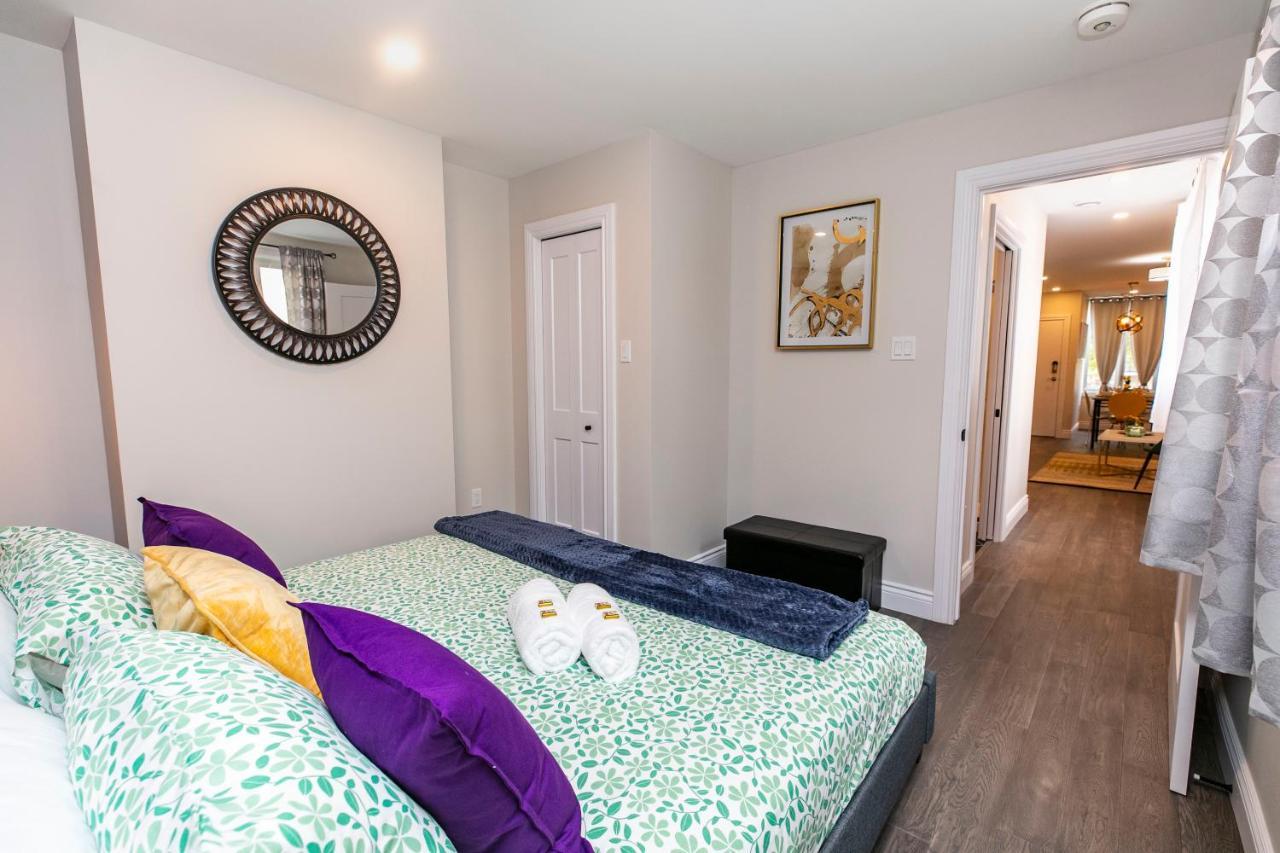Luxury 1Br With King Bed - Steps From Byward Market! Apartment Отава Екстериор снимка